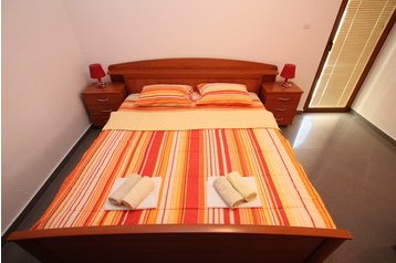 Частен дом Petrovac 5